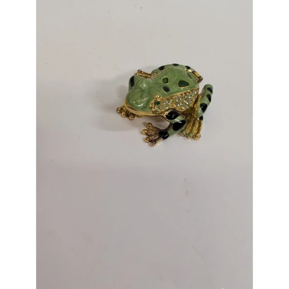 Vintage enamel frog green gold toad trinket box crystal jewel magnetic hinge